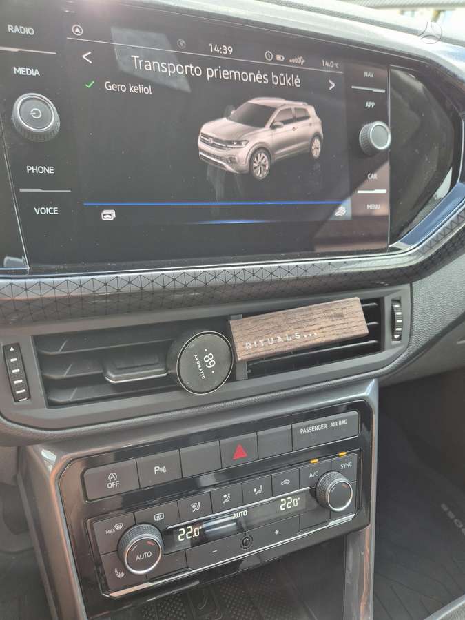 Volkswagen T-Cross - 4