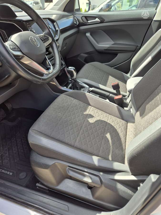Volkswagen T-Cross - 5