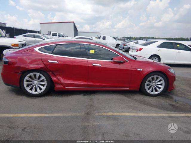 Tesla Model S, sedans