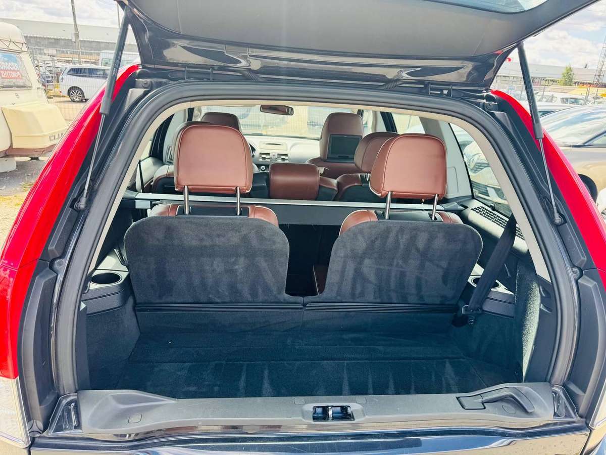 Volvo XC90 - 11