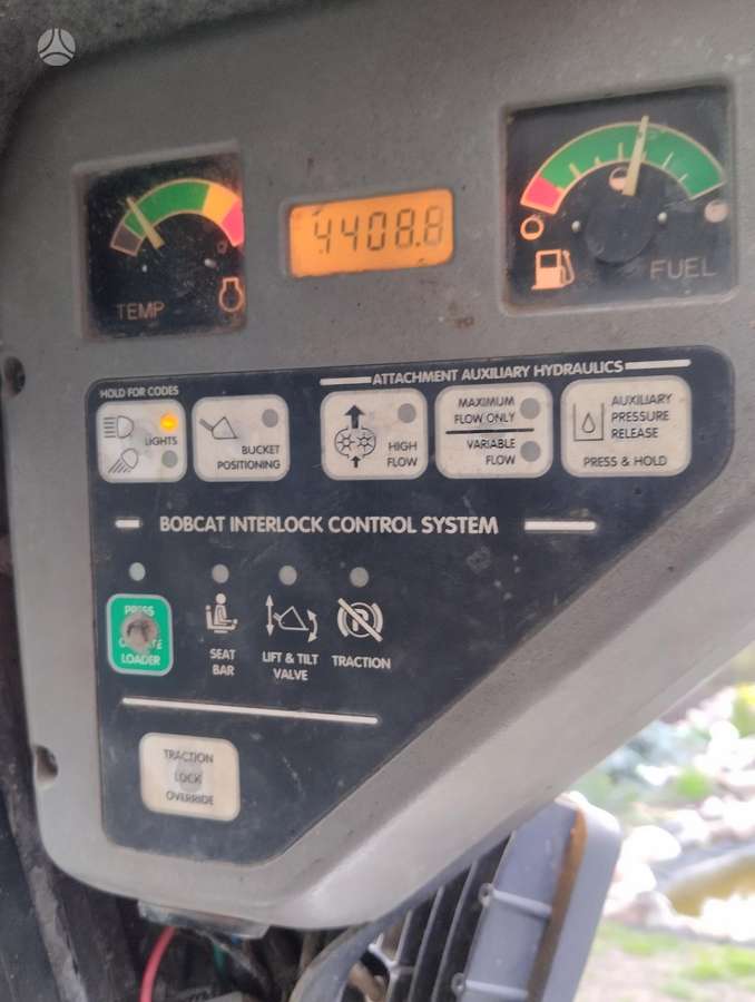 Bobcat 864H, mini loaders
