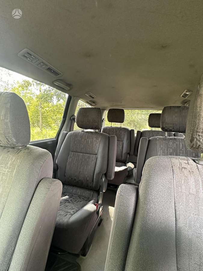 Toyota Previa, Универсал