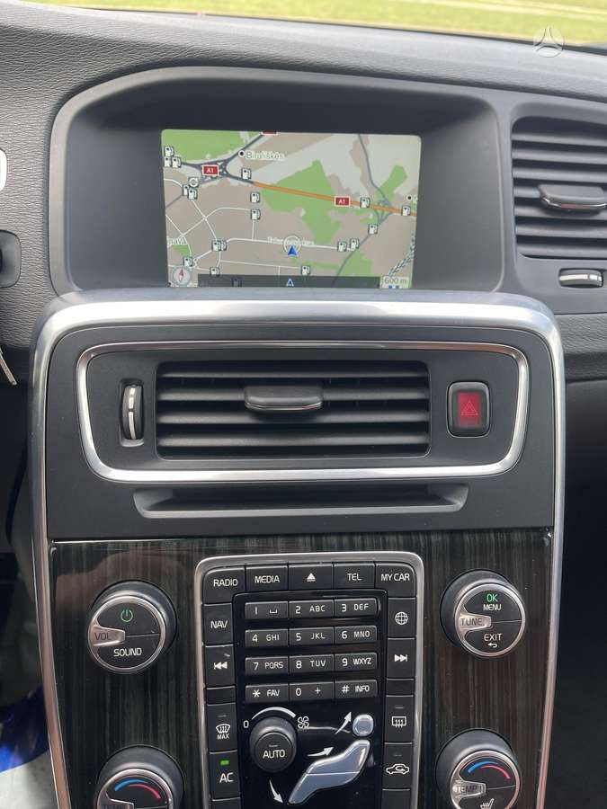 Volvo V60, 2.4 l., Универсал