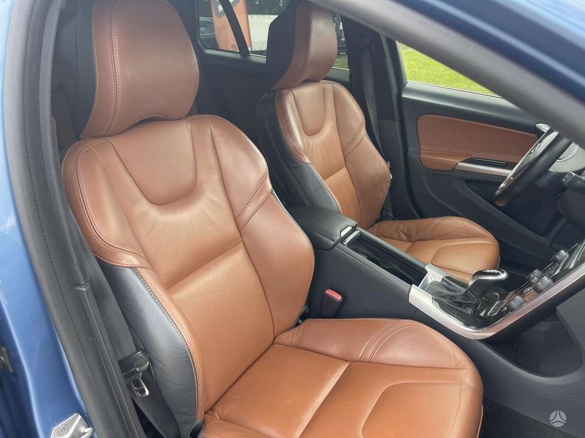 Volvo V60, 2.4 l., Универсал