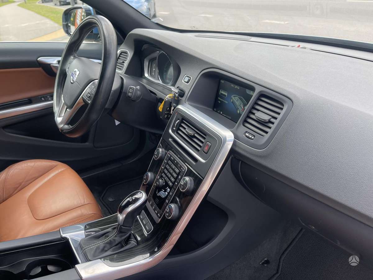 Volvo V60, 2.4 l., Универсал