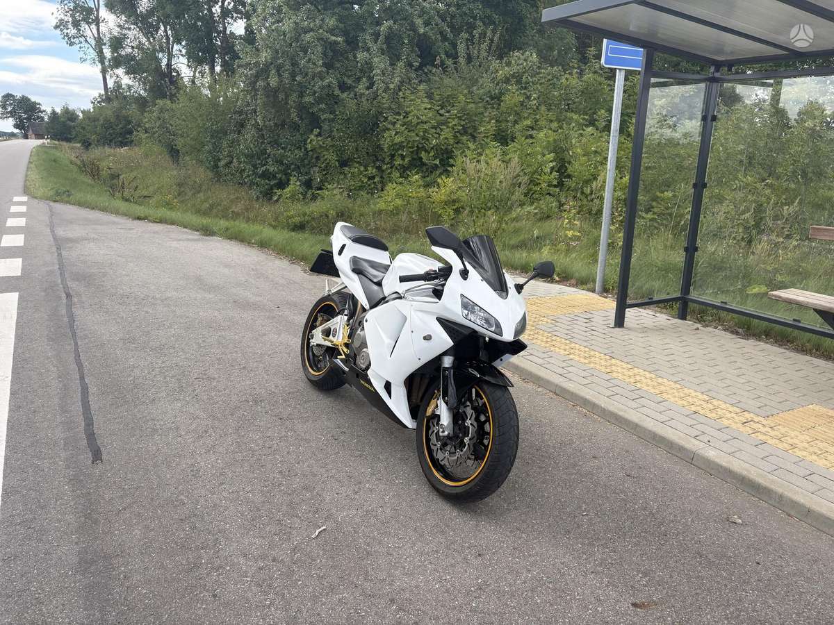 Honda CBR 600cc, спортбайки / superbikes