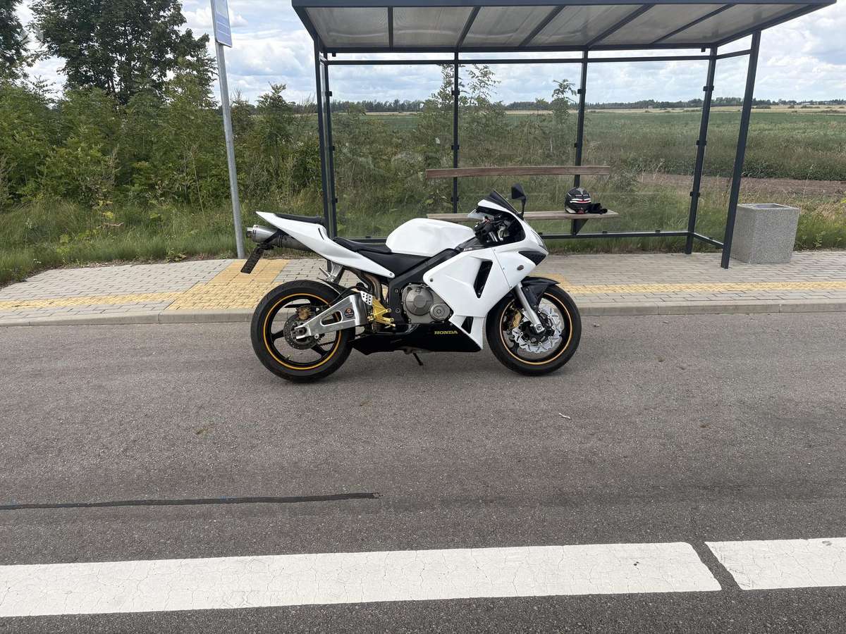 Honda CBR 600cc, спортбайки / superbikes