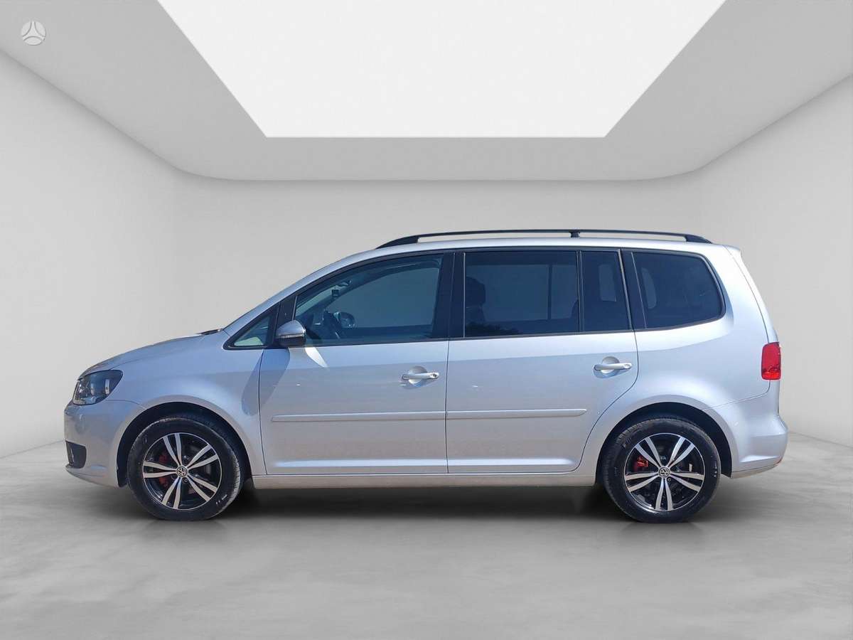 Volkswagen Touran - 2
