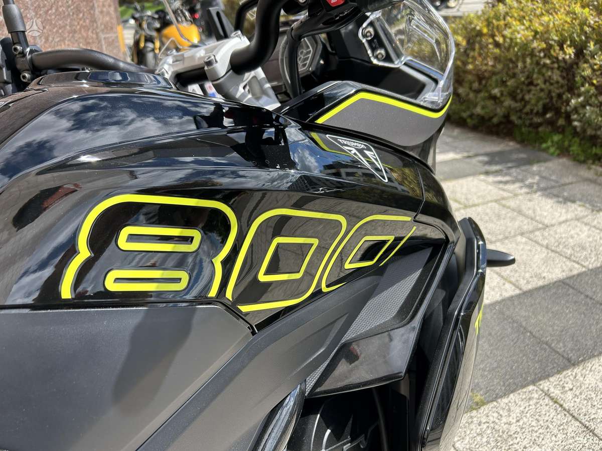 Triumph Tiger 800cc, enduro / adventure