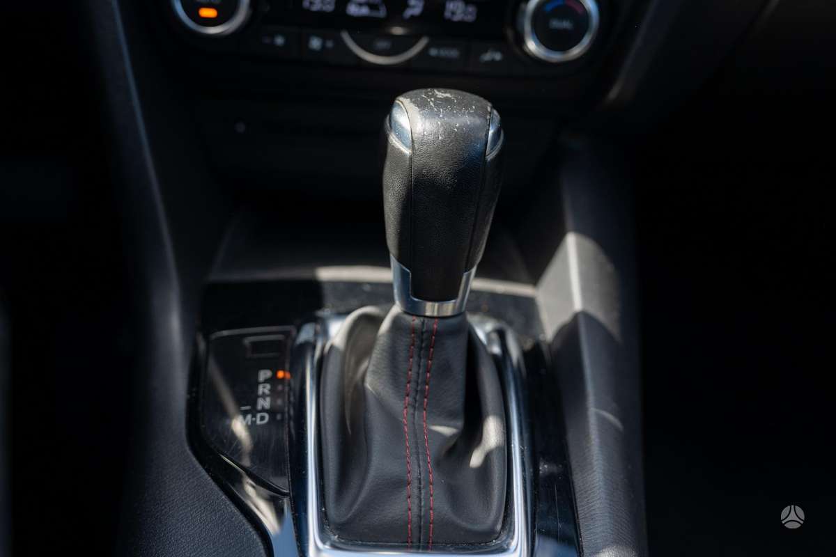 Mazda 3, 2.0 l., hatchback