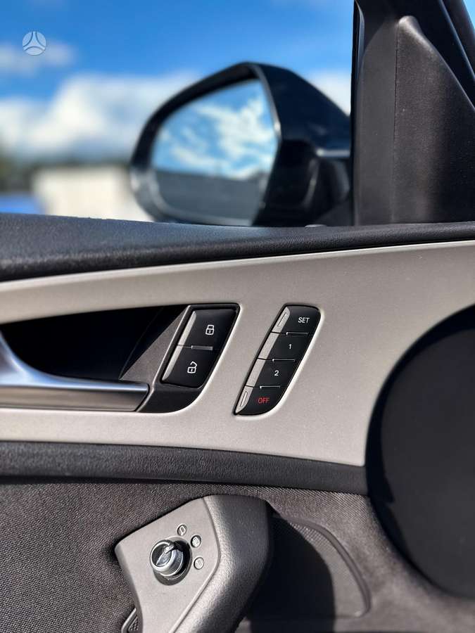 Audi A6, 2.0 l., Седан