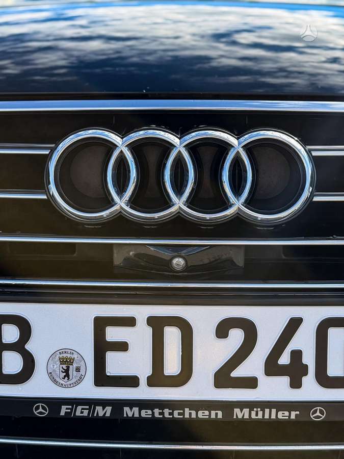 Audi A6, 2.0 l., Седан