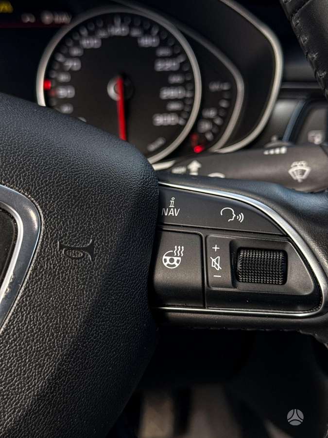 Audi A6, 2.0 l., Седан