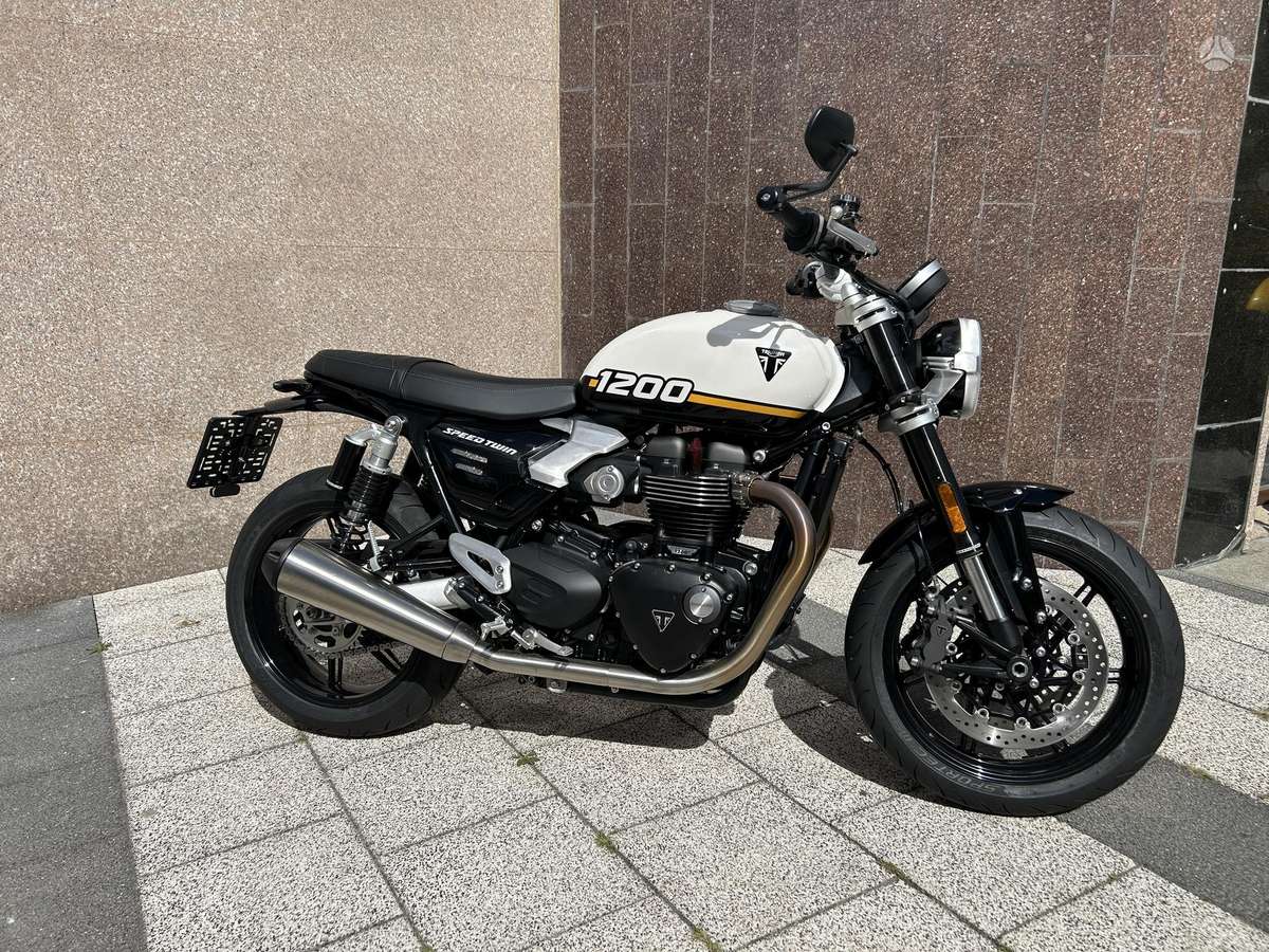 Triumph Speed Twin 1200cc, street / classic