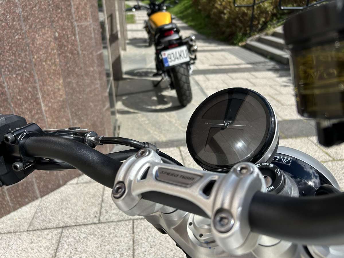 Triumph Speed Twin 1200cc, street / classic
