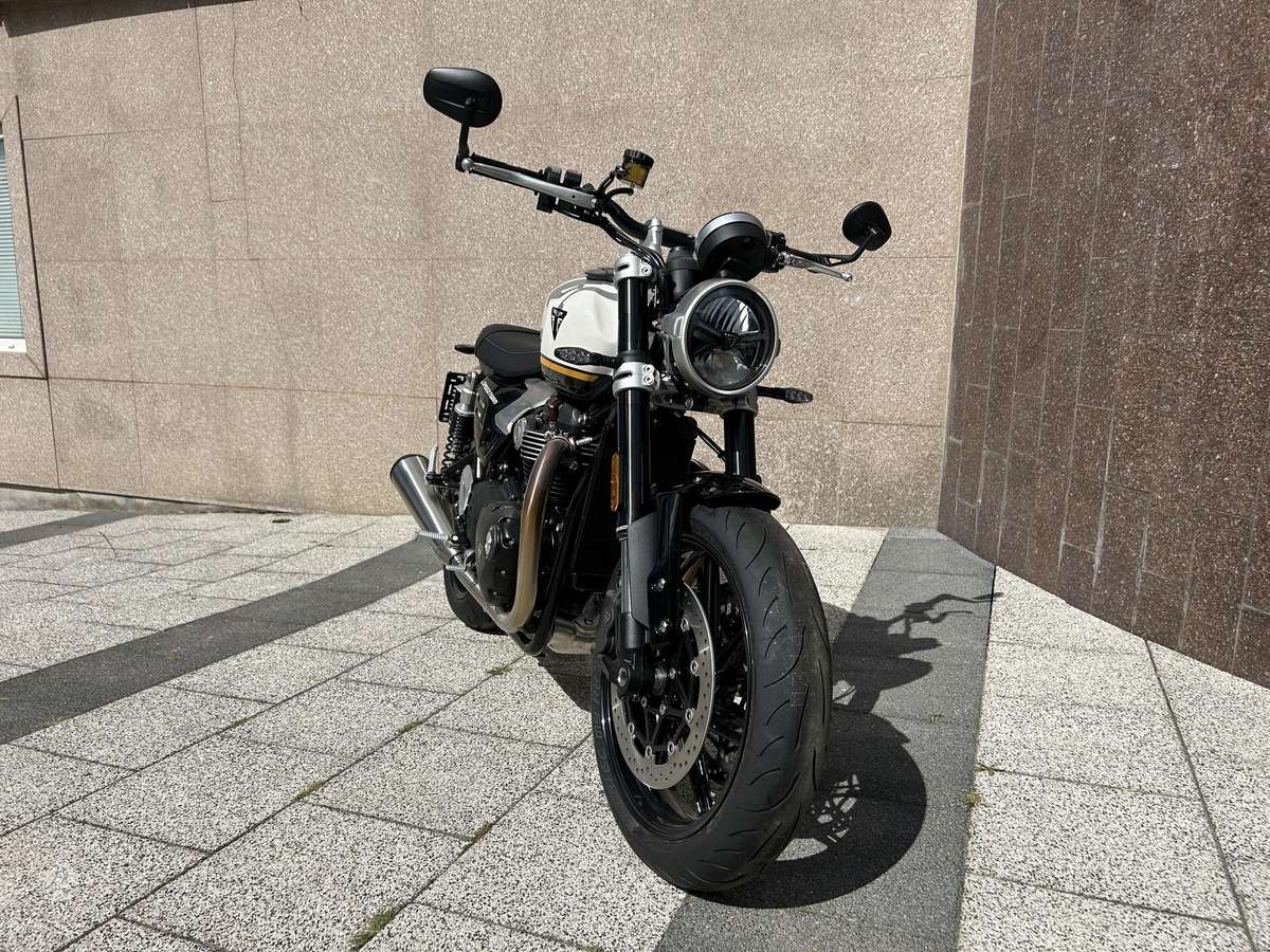 Triumph Speed Twin 1200cc, street / classic
