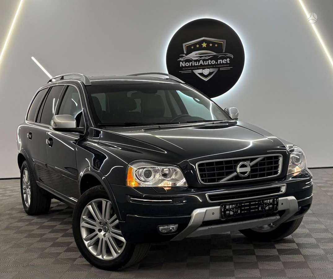 Volvo XC90 - 1