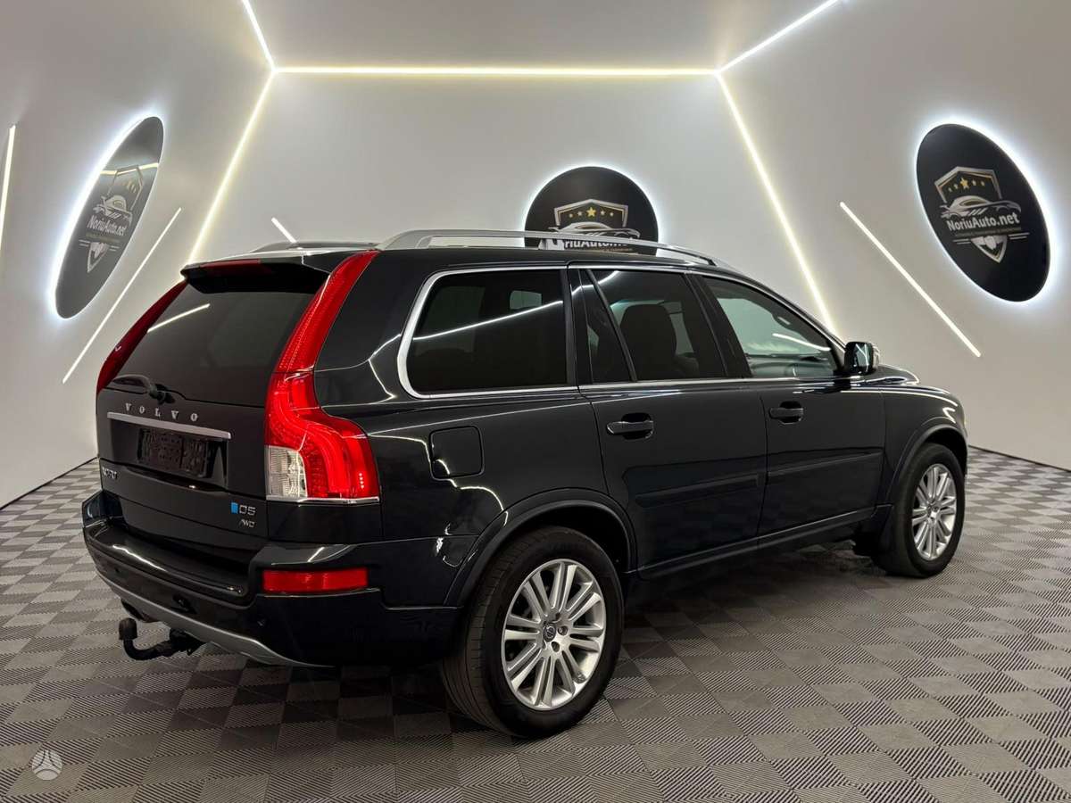 Volvo XC90 - 8