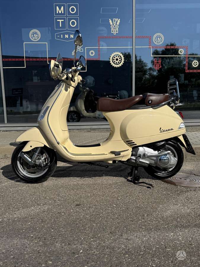 Piaggio Vespa 125cc, scooters / mopeds