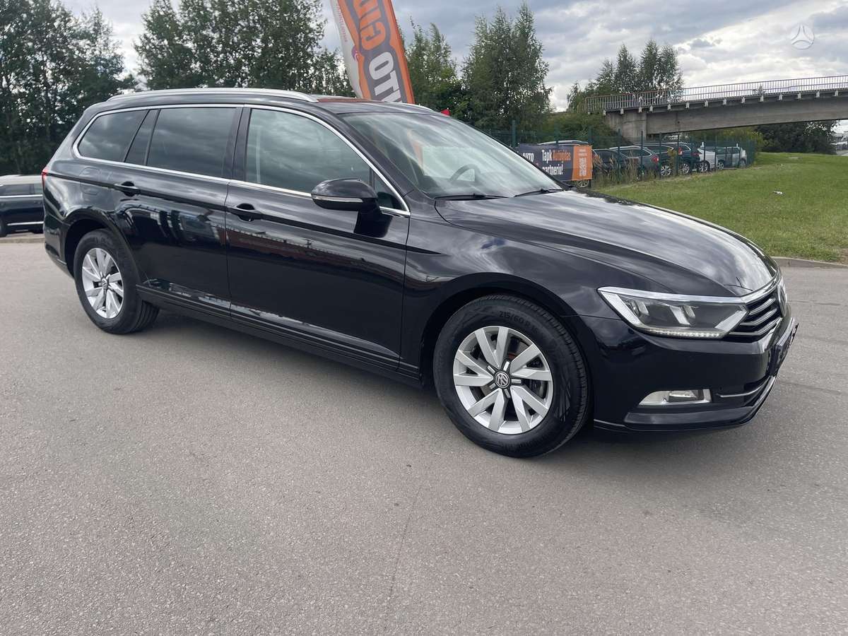 Volkswagen Passat - 2