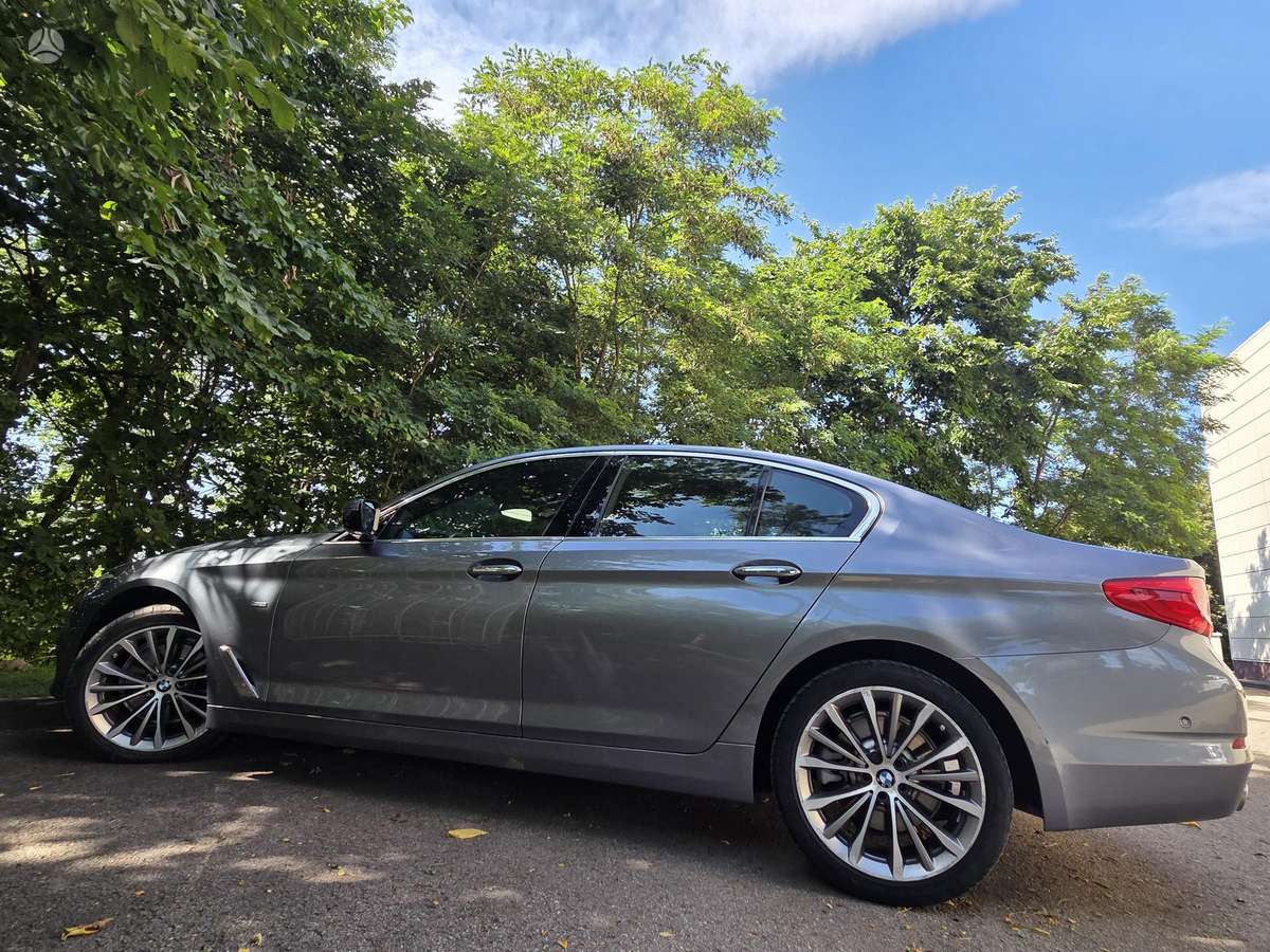 BMW 520, 2.0 l., Седан