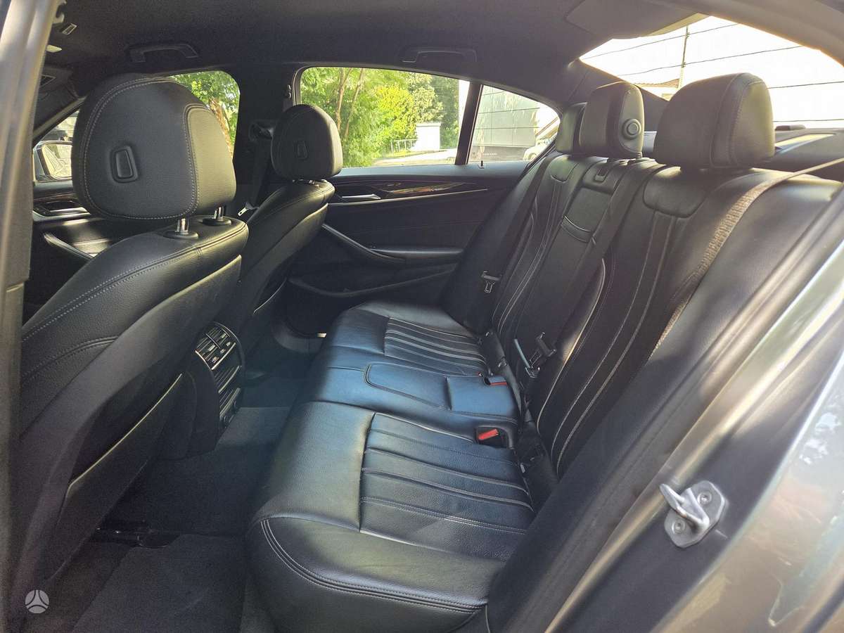 BMW 520, 2.0 l., Седан