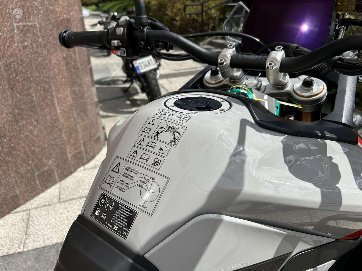 Triumph Tiger 888cc, krosa / enduro