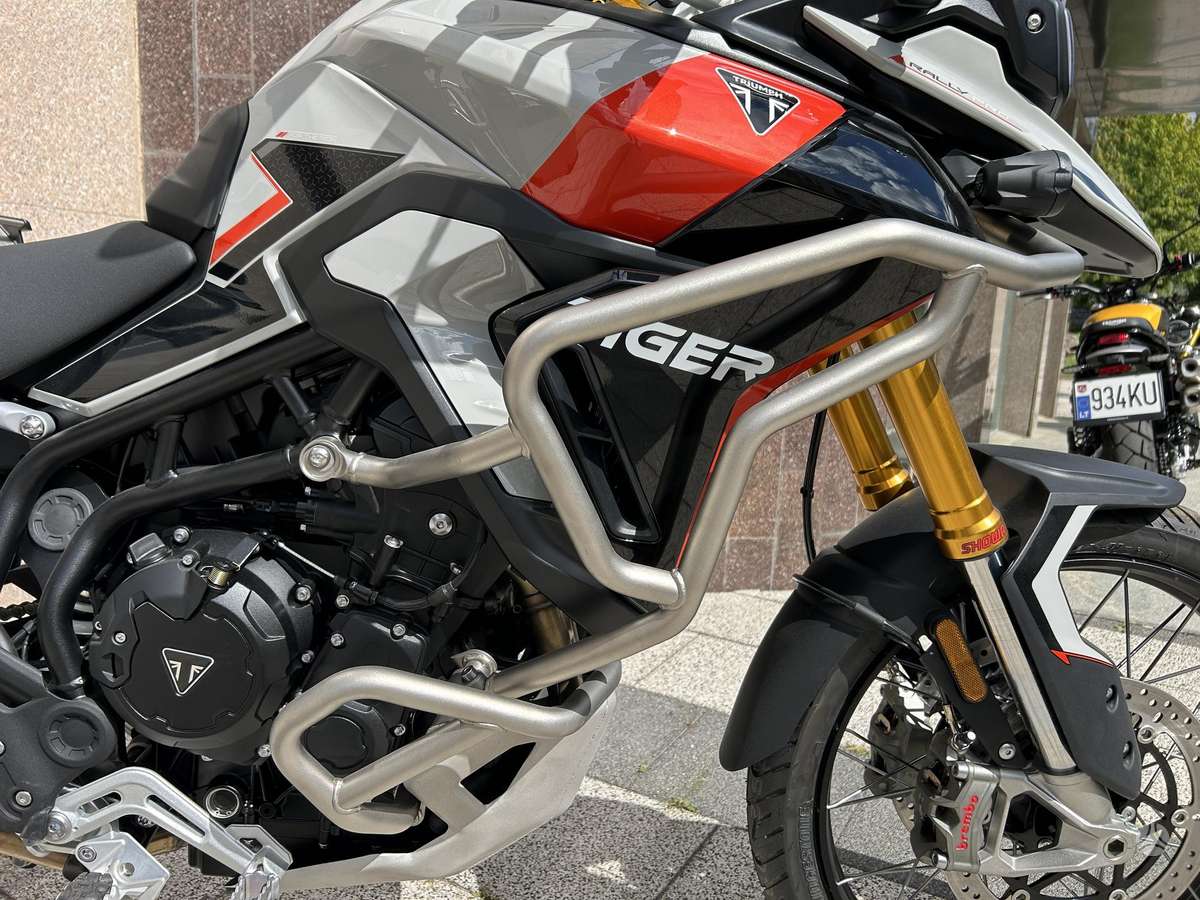 Triumph Tiger 888cc, krosa / enduro