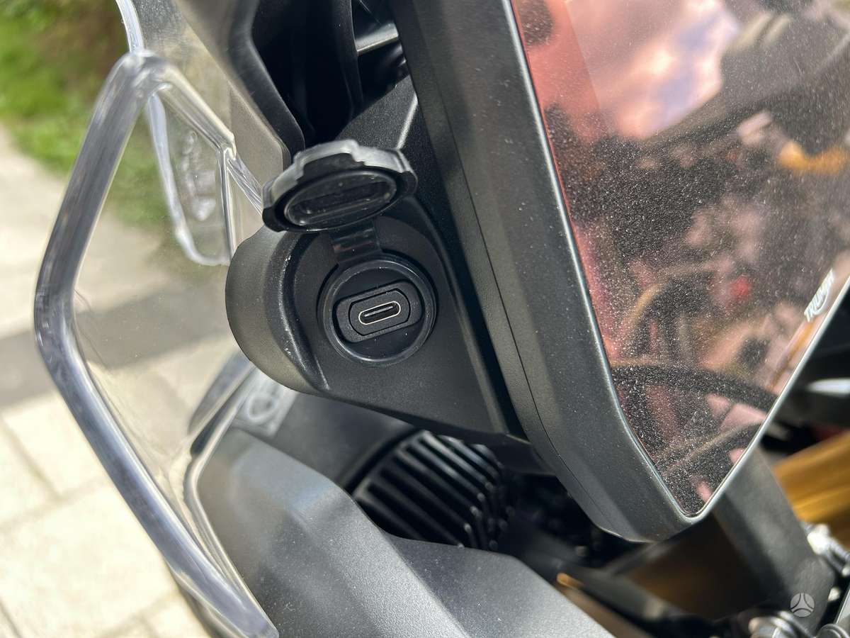 Triumph Tiger 888cc, enduro / adventure
