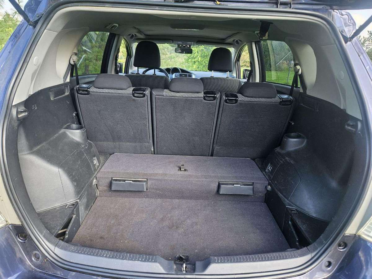 Toyota Verso - 7