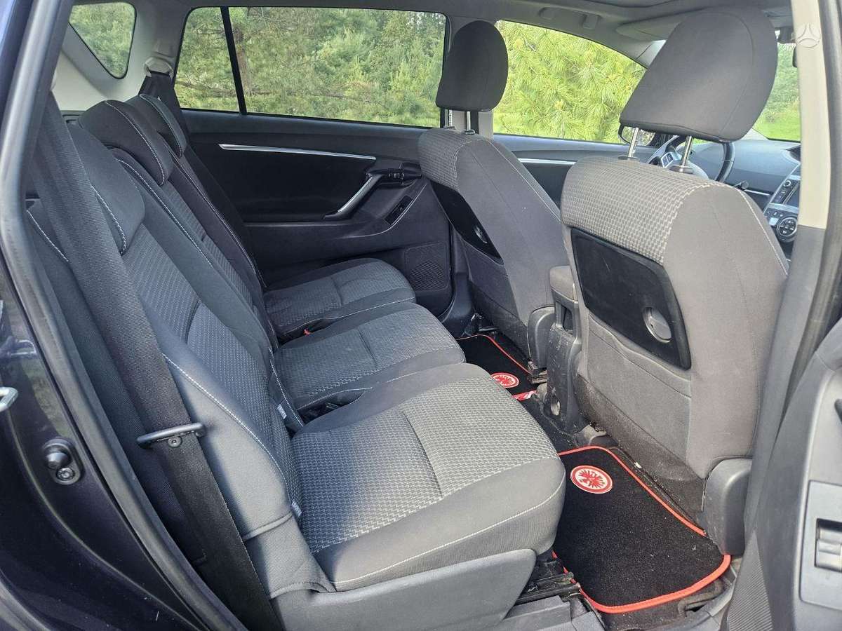 Toyota Verso - 8
