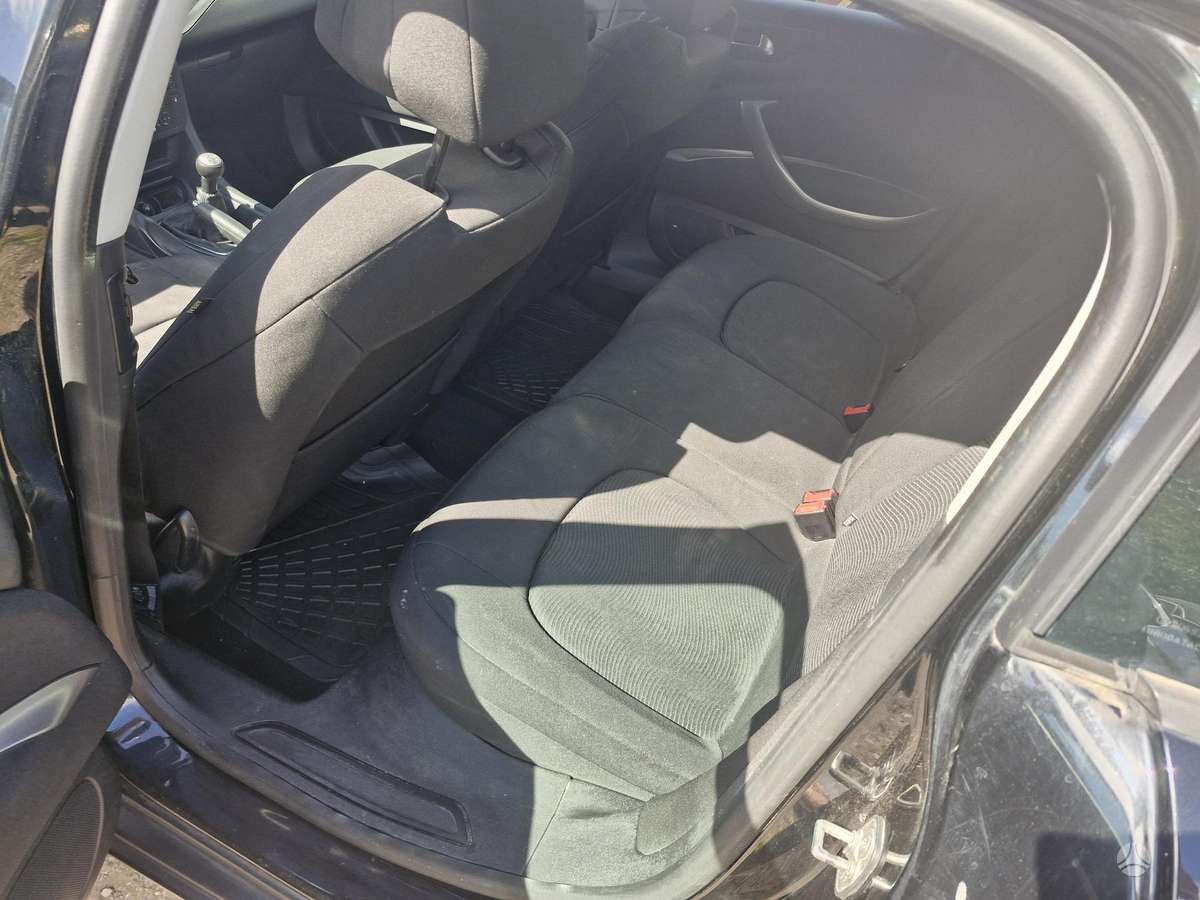 Citroen C5, 1.6 l., Седан
