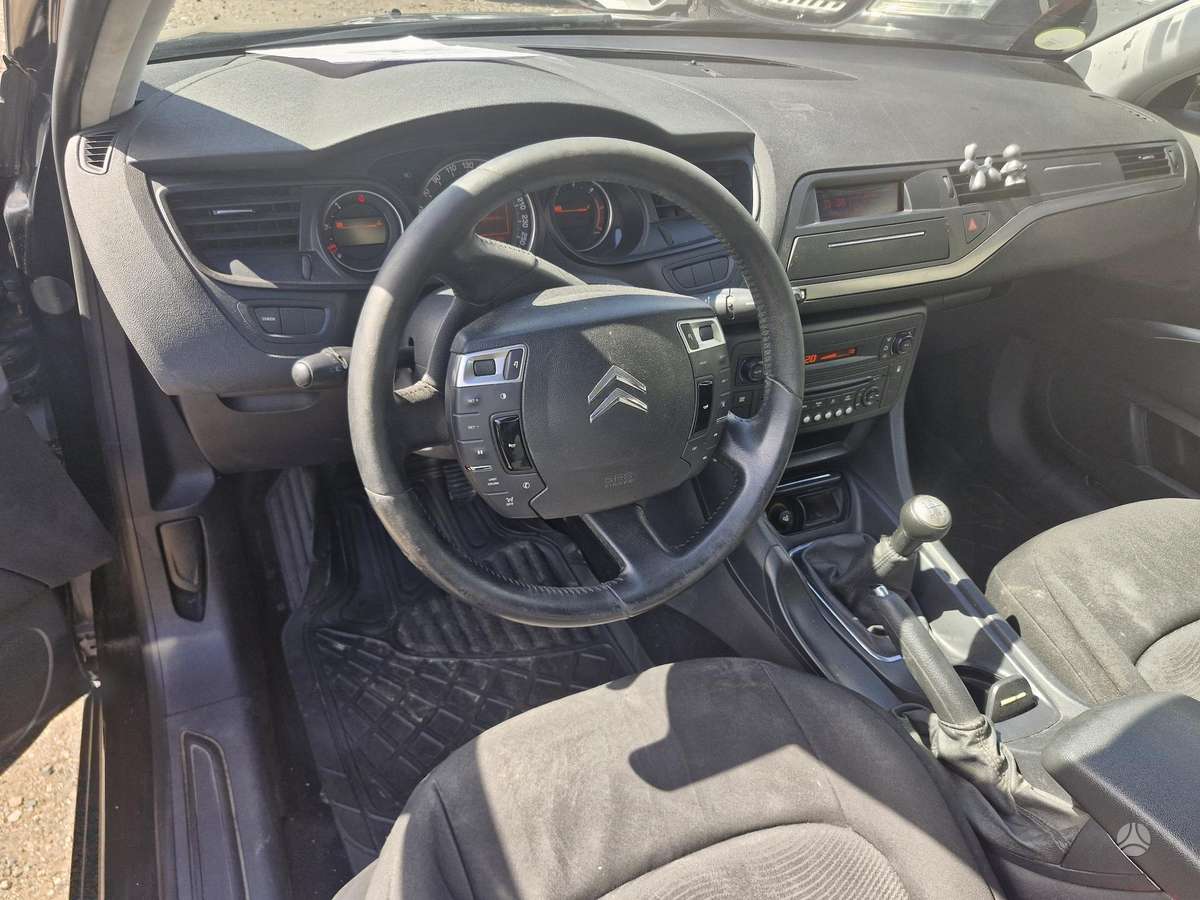 Citroen C5, 1.6 l., Седан