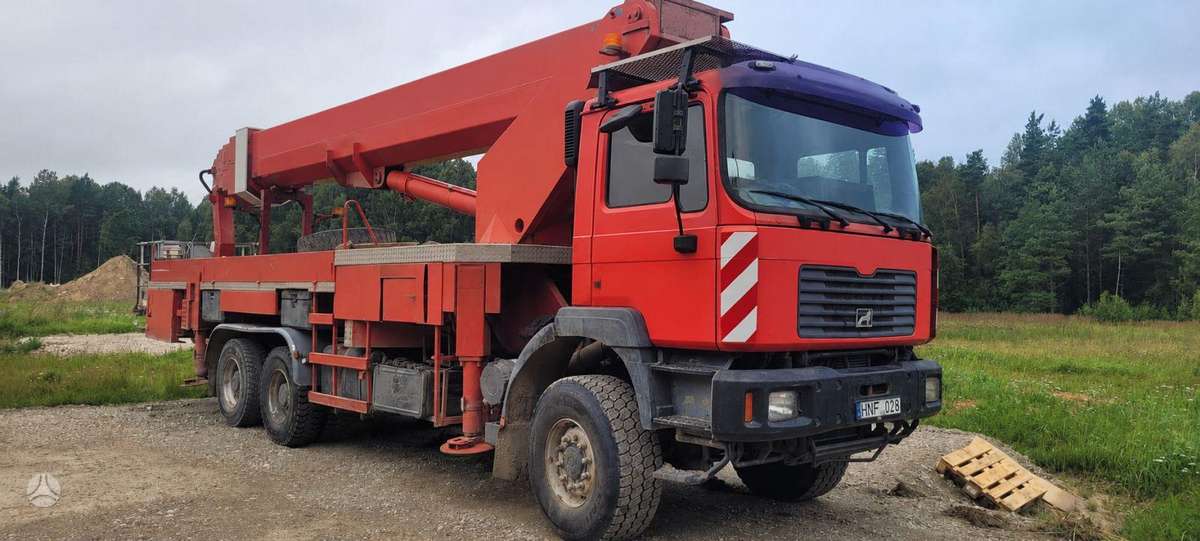 MAN T42, подъёмные платформы