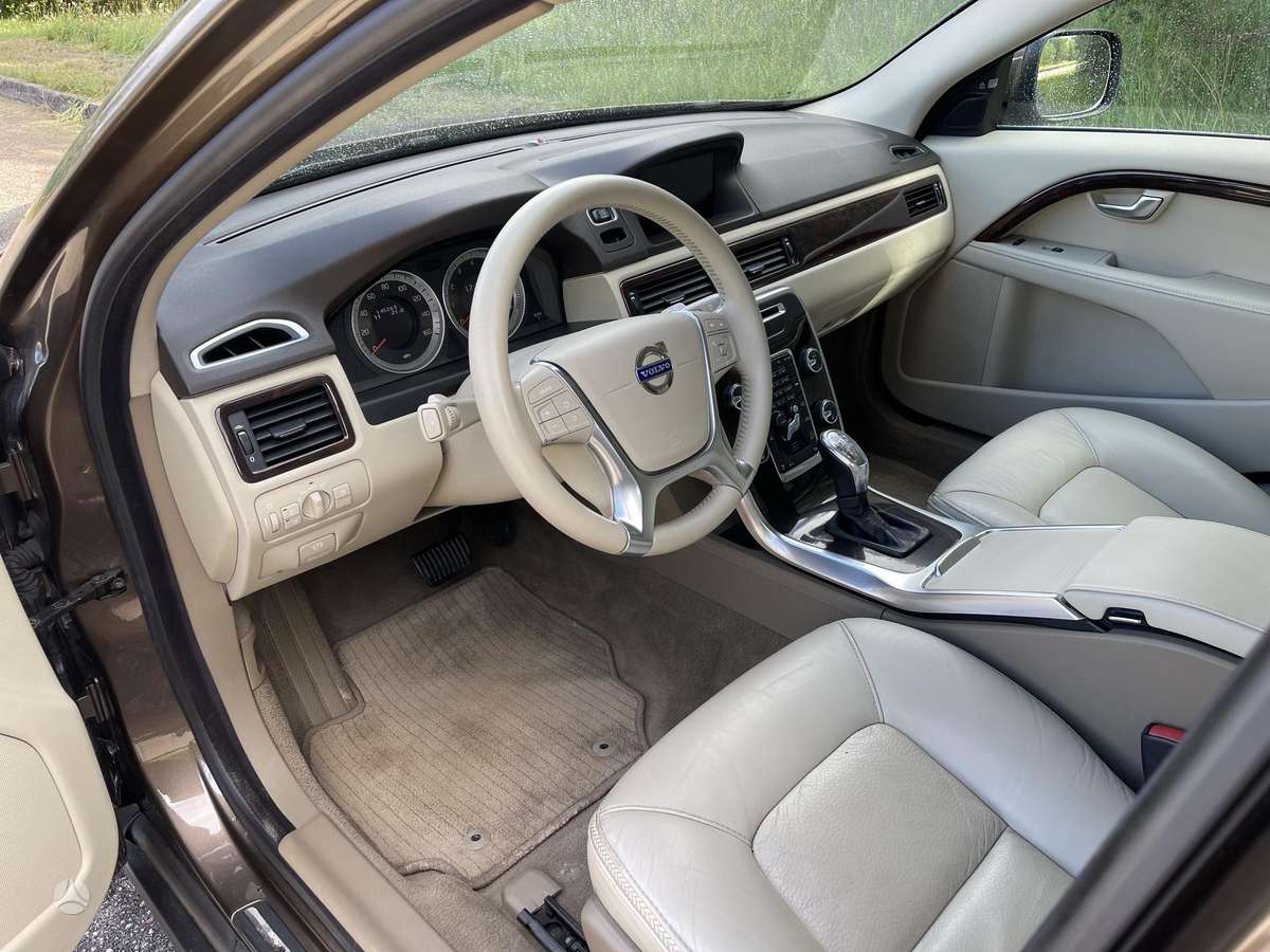 Volvo XC70, 3.0 l., Универсал