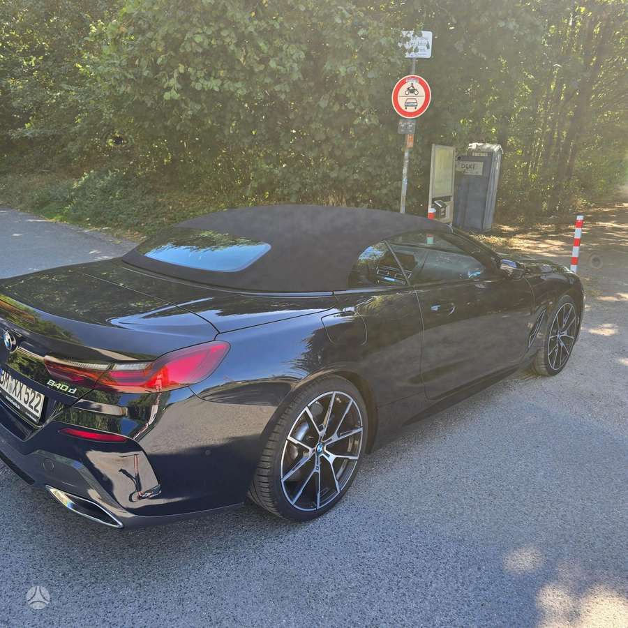 BMW 840, convertible