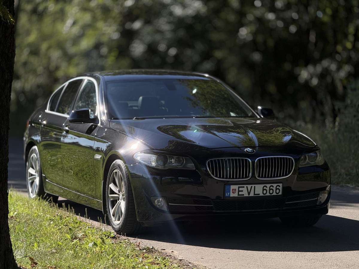 BMW 520, 2.0 l., Седан