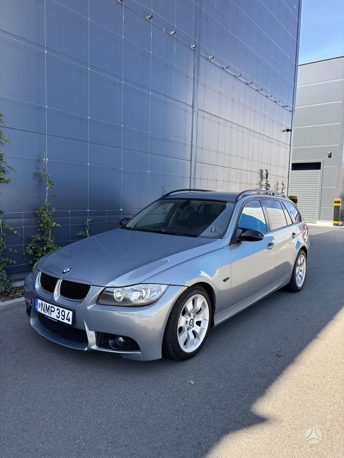 BMW 320, wagon