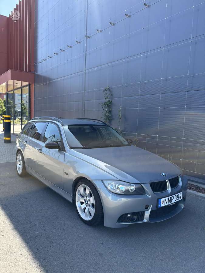 BMW 320, wagon