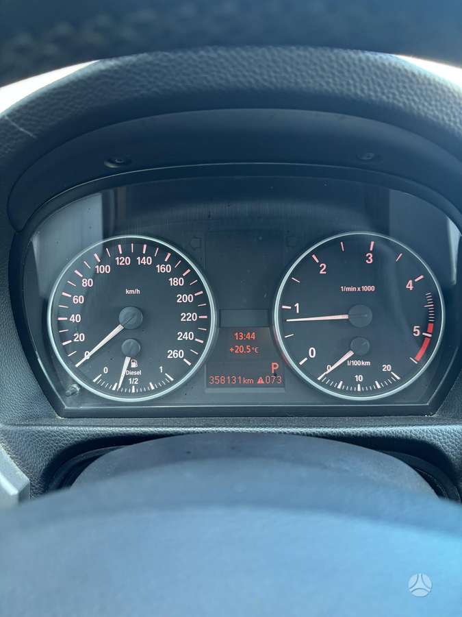 BMW 320, Универсал