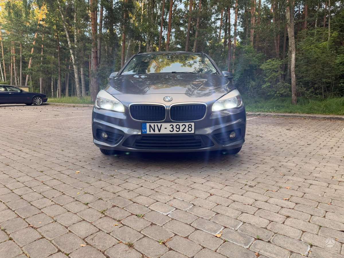 BMW 216 Active Tourer, Хэтчбек