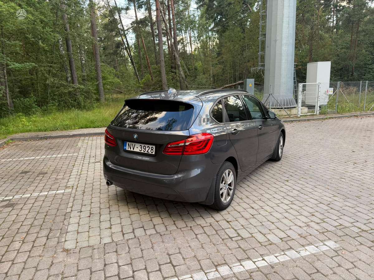 BMW 216 Active Tourer, hatchback