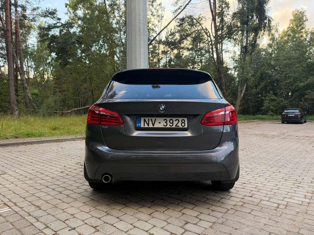 BMW 216 Active Tourer, hatchback
