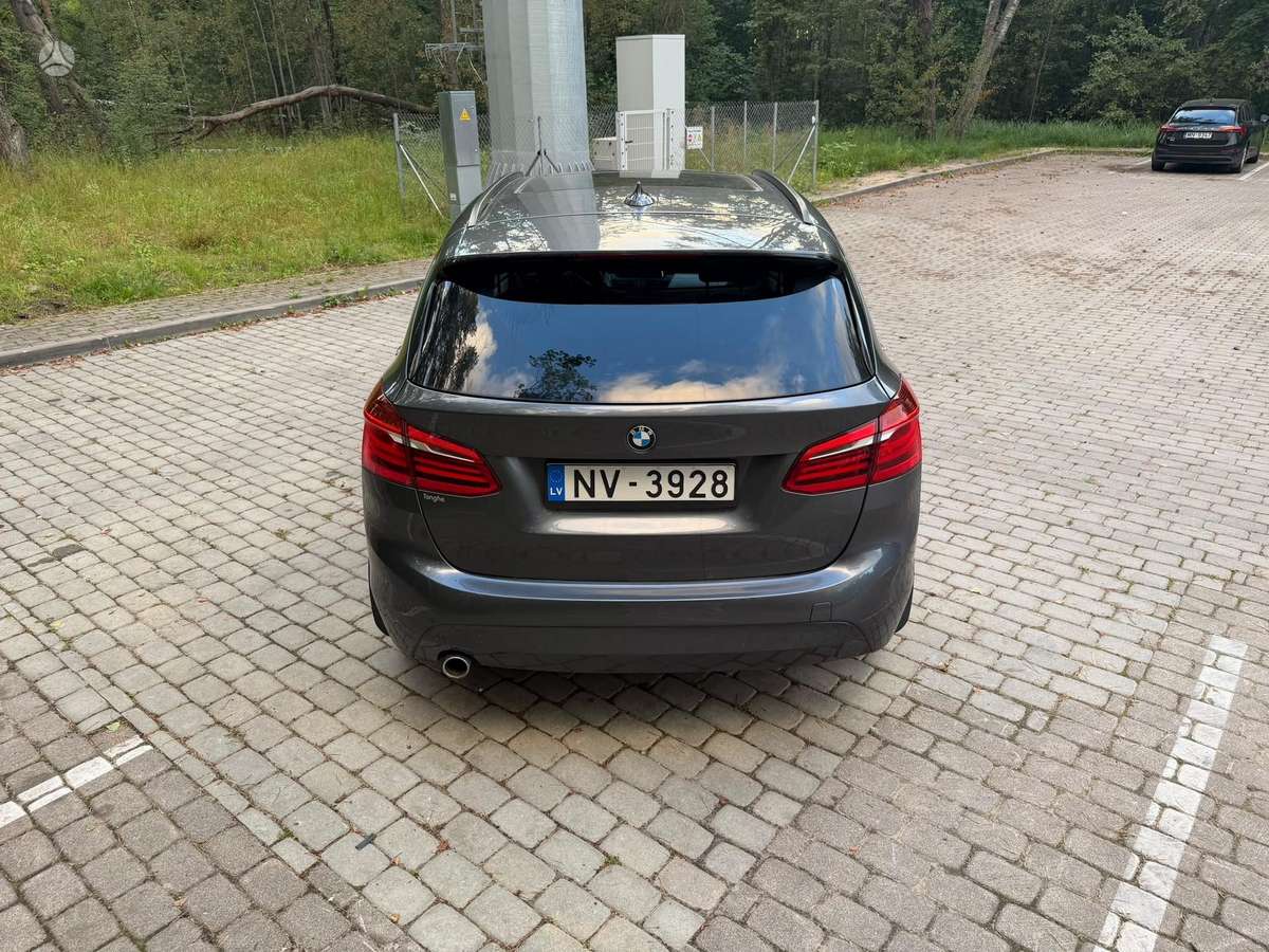 BMW 216 Active Tourer, hatchback