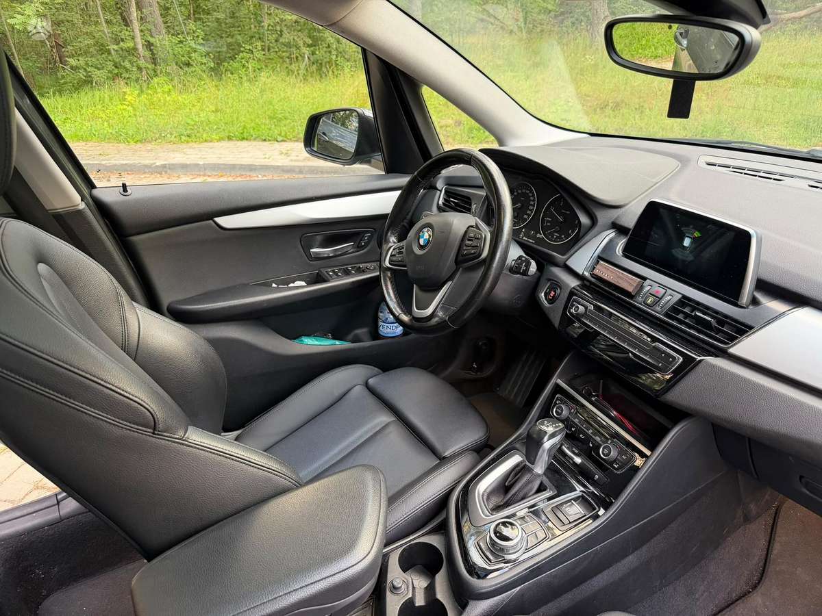 BMW 216 Active Tourer, hatchback
