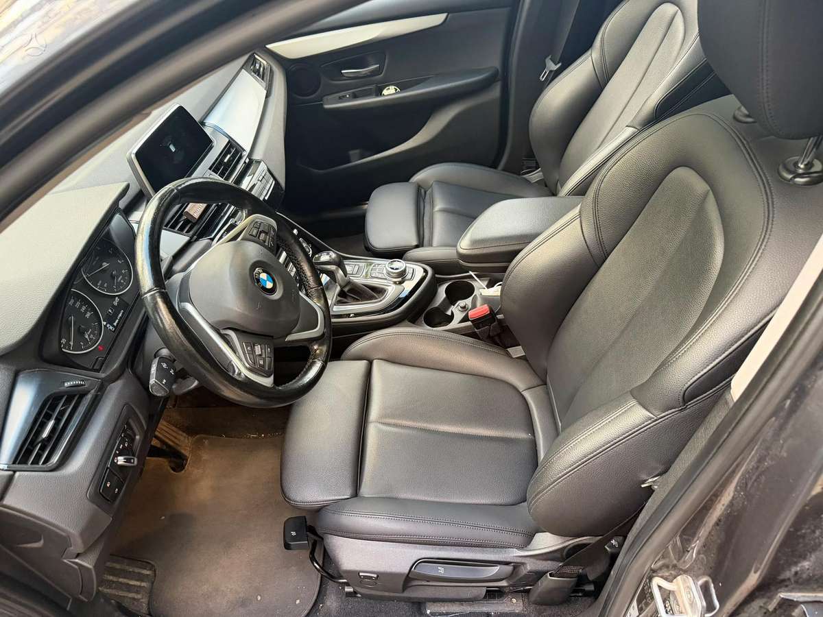 BMW 216 Active Tourer, hatchback