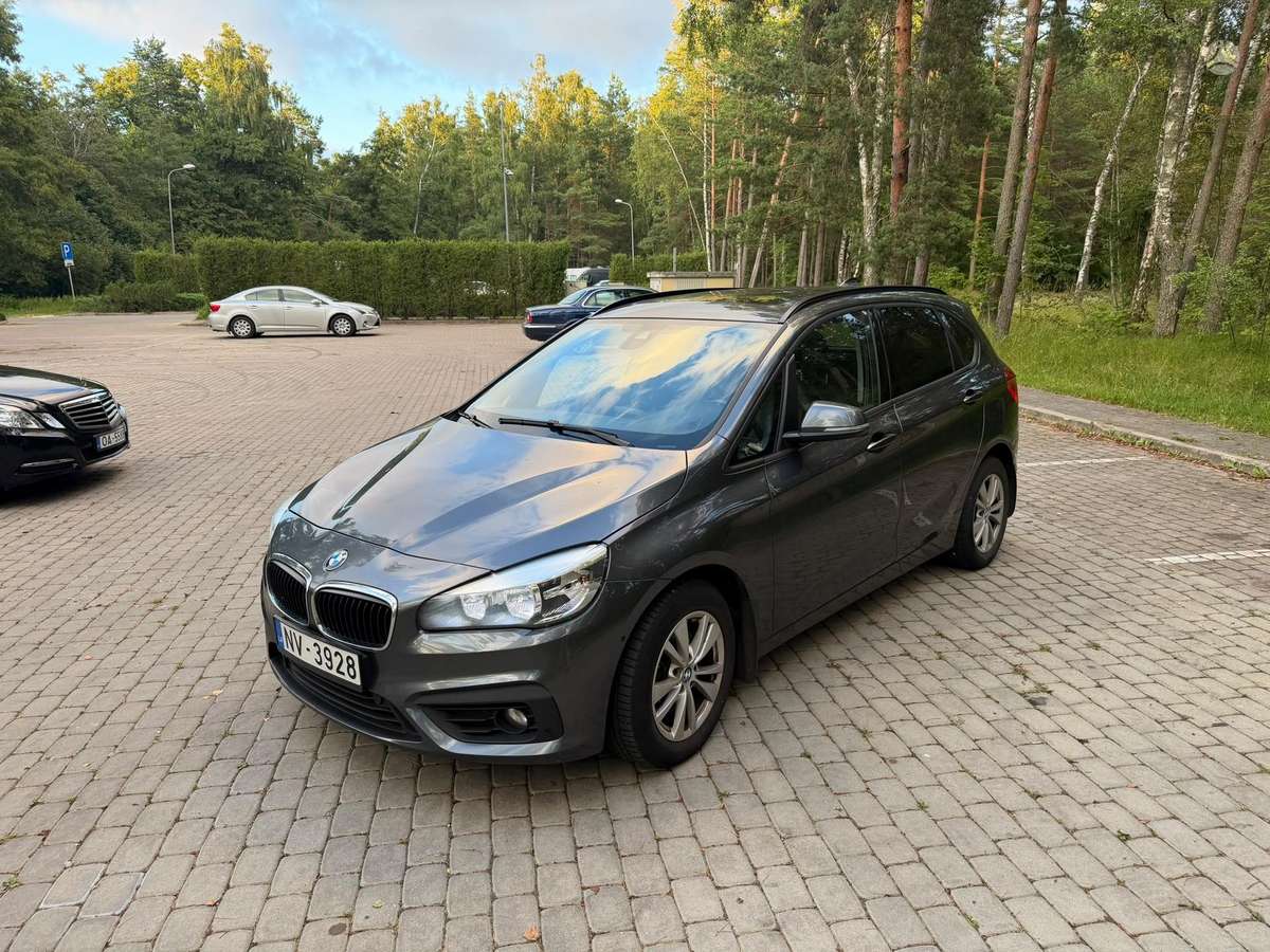 BMW 216 Active Tourer, hatchback