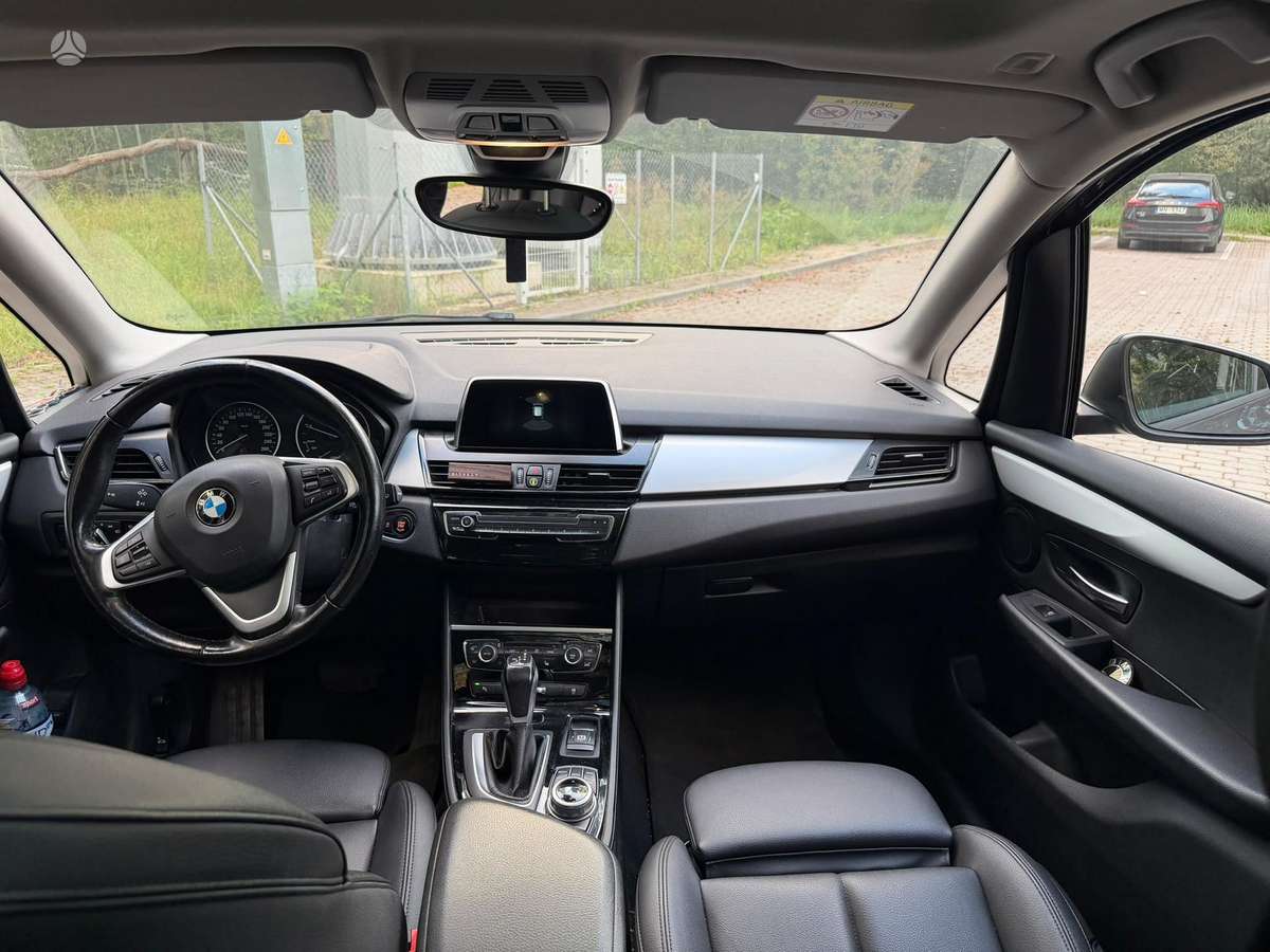 BMW 216 Active Tourer, hatchback
