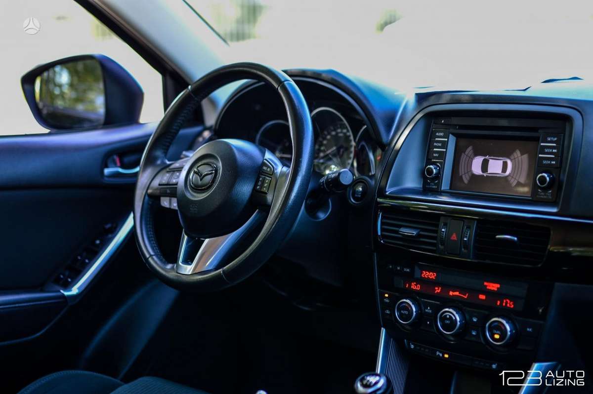 Mazda CX-5, 2.2 l., off-road / crossover