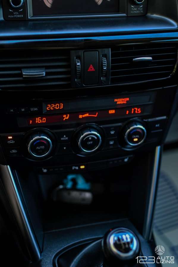 Mazda CX-5, 2.2 l., Внедорожник / Кроссовер